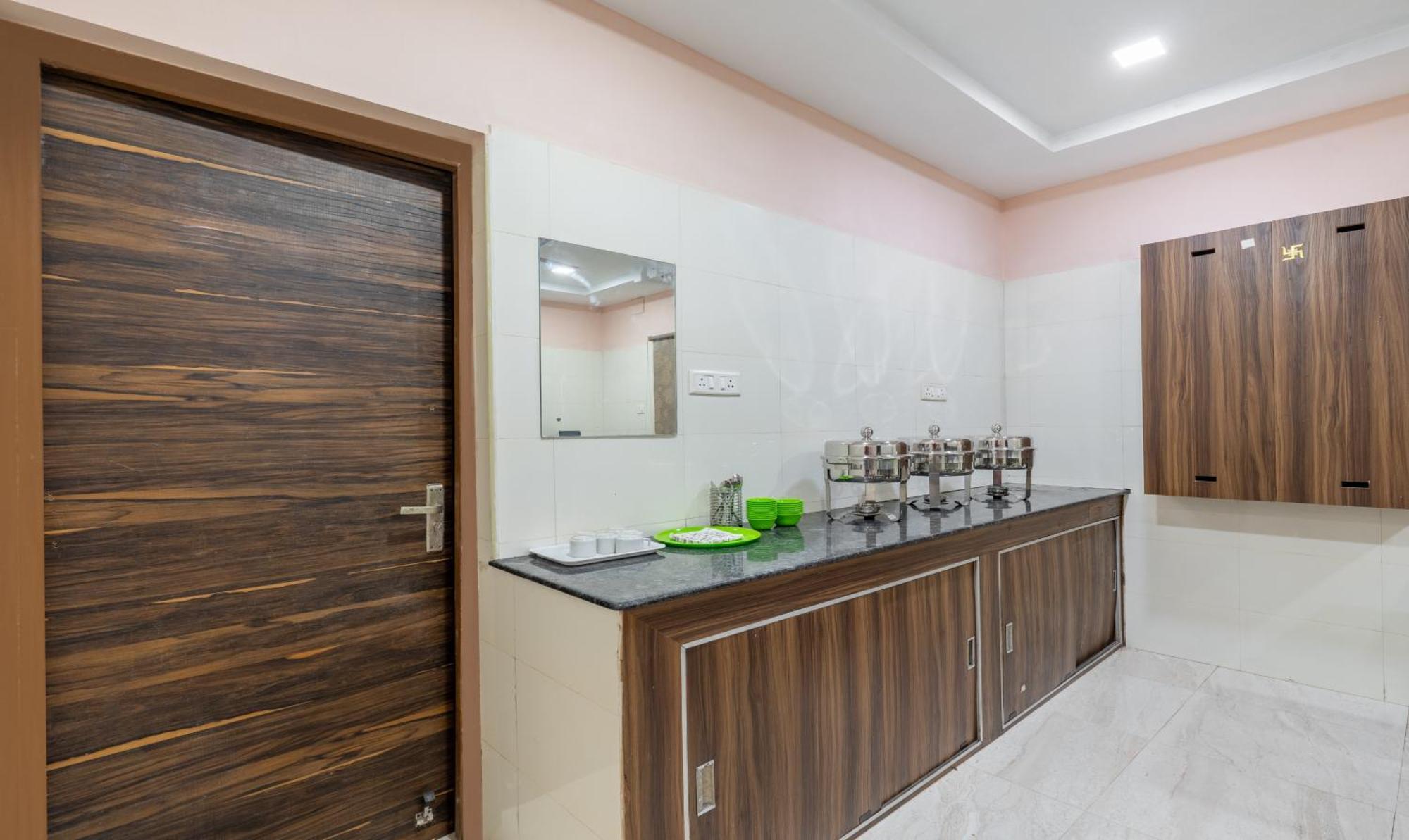 Treebo Eco Stay T Nagar Ченнаї Екстер'єр фото