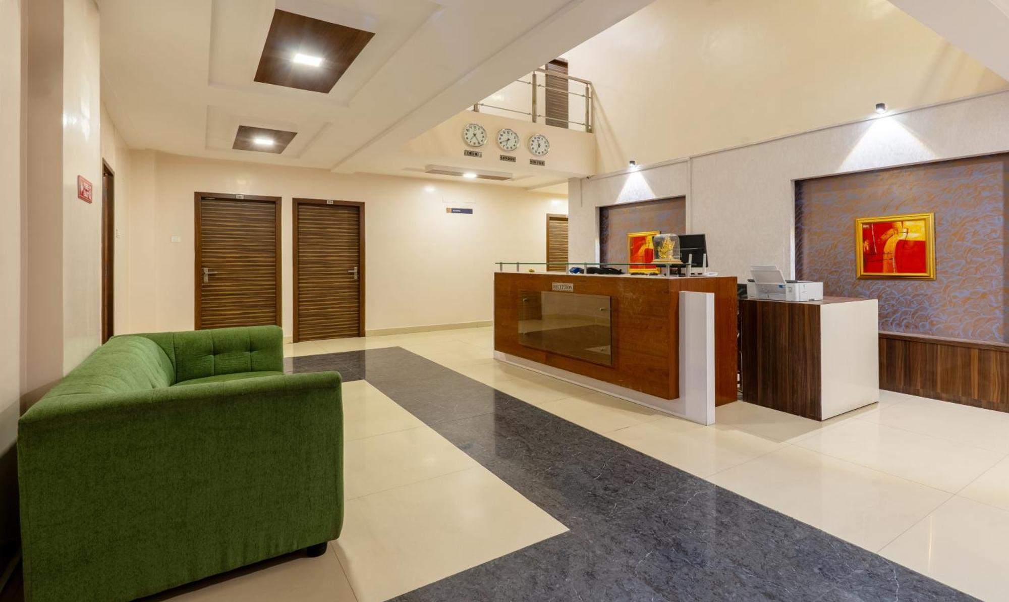 Treebo Eco Stay T Nagar Ченнаї Екстер'єр фото